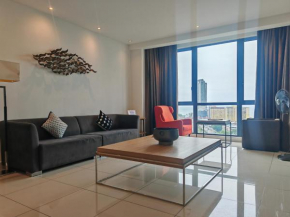 Luxe Romance with Seaview & Bathtub - Jazz Suites by Ocean Luxe